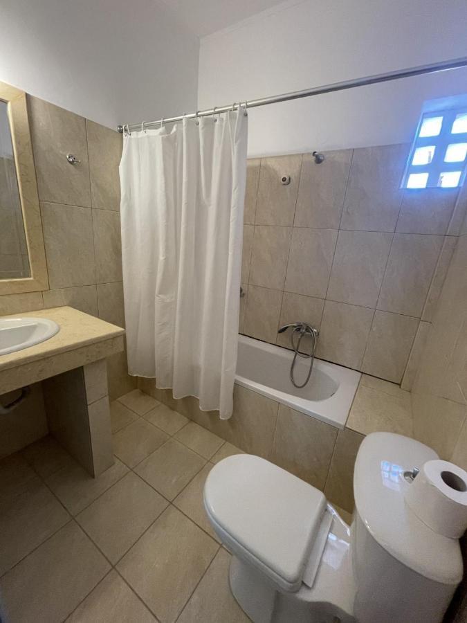 Christina Hotel 메손기 외부 사진