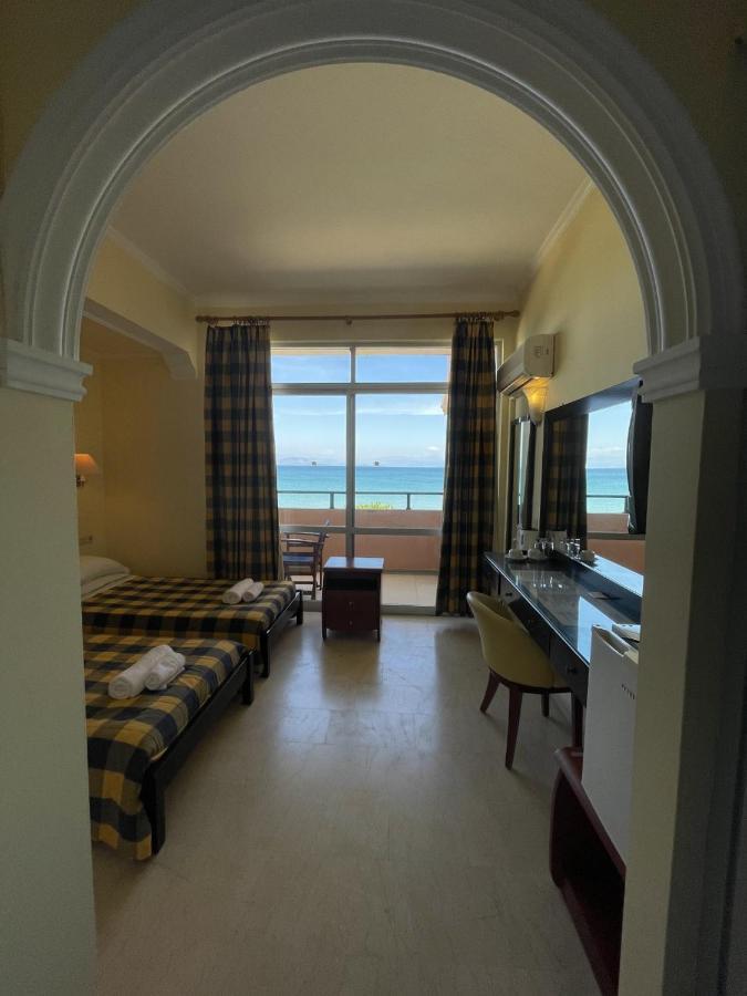 Christina Hotel 메손기 외부 사진